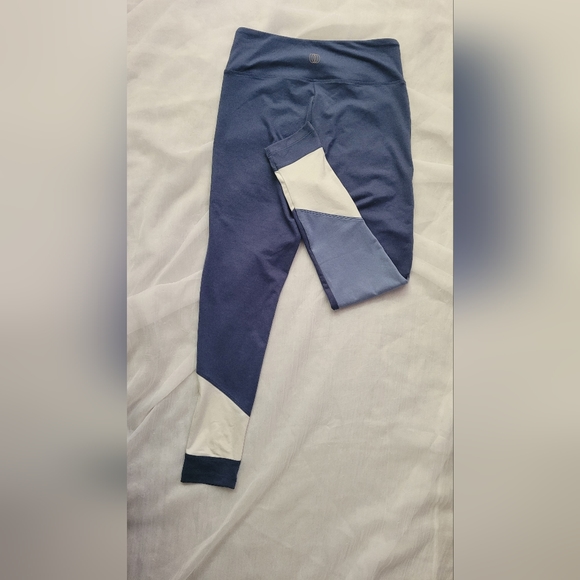 NWOT! Yoga Balance Collection Women's Blue/White Leggings Size Small - Picture 4 of 4